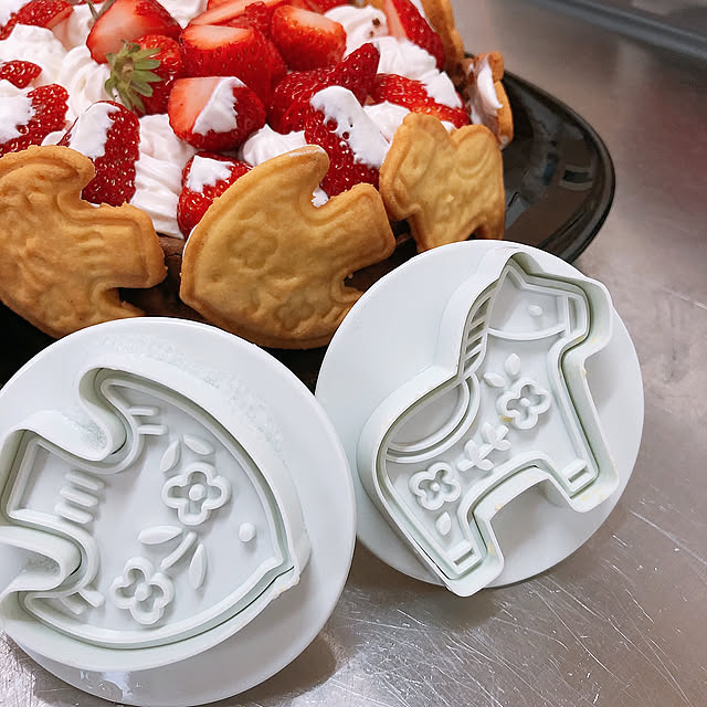 イチゴ,ステンレス天板,造作キッチン,こどものいる暮らし,手作りケーキ,Birthday,クッキー,抜き型,cotta coco518の部屋