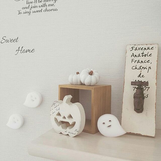 My Shelf,ハロウィン,メラミンおばけスポンジ,キャンドゥー,キャンドゥ,ハロウィンインテリア,白かぼちゃ n.aturally_mの部屋