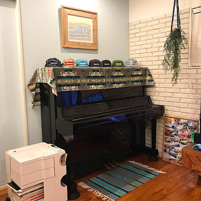 お気に入りのスタイル作りもできる ピアノのあるお部屋で楽しむインテリア Roomclip Mag 暮らしとインテリアのwebマガジン