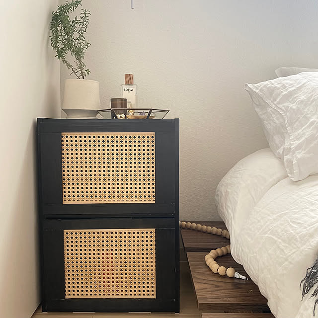 Bedroom,DIY,観葉植物,北欧インテリア,海外風インテリア,海外インテリア,モダンインテリア,賃貸インテリア,海外インテリアに憧れる,犬のいる暮らし,ミックスインテリア,RC北海道支部,北欧スタイル,モダンスタイル,緑のある暮らし,赤ちゃんのいる暮らし,いぬと暮らす,ジャパンディ,instagram ayaaa_mn,ZARA HOME,LOWYA,寝室インテリア MANOAの部屋