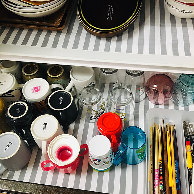 食器棚シート,快適な暮らし,セリア,収納 キッチン,見た目も実用性も,Kitchen himawariの部屋
