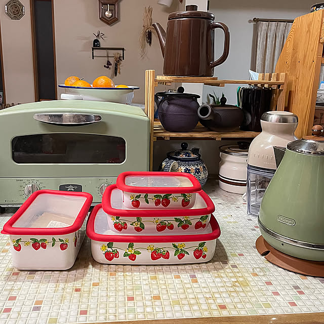 Kitchen,モザイクタイル,富士ホーロー,カプセルカッターボンヌ,レコルト,デロンギ電気ケトル,アラジントースター,ホーロー,保存容器,いいね!ありがとうございます♪,見てくれてありがとうございます♥,いちごきっちん,デイリー掲載 Fuku222の部屋