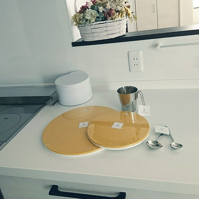 Kitchen,買ってよかったもの,栗原はるみ,ゆとりの空間,まな板,計量スプーン,計量カップ,キッチンツール,マスタードイエロー,丸型まな板,大きいまな板,小さいまな板,ダイエット中,毎日使うもの,ダイエット✿❀ tata-kukuの部屋