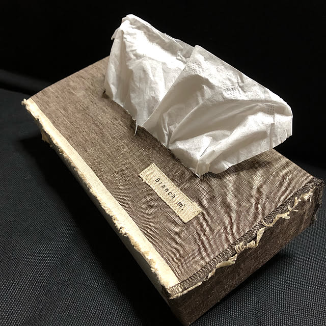 ハンカチリメイク,ティッシュボックスリメイク,ティッシュボックス,ティッシュケース,ティッシュカバー,白黒,モノトーン,ロゴ,男前,雑貨,カフェ風,Bathroom nikoの部屋
