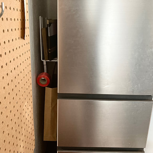 Kitchen,隙間収納,現状回復OK,収納アイデア,収納,ダンボール収納,tower,towerシリーズ,冷蔵庫横,towerダンボールストッカー,ダンボールストッカー sansankikiの部屋