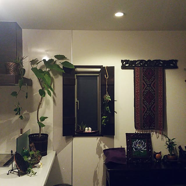 アジアンテイストなお部屋 リゾートホテルのようなリラックス空間を作るコツ Roomclip Mag 暮らしとインテリアのwebマガジン