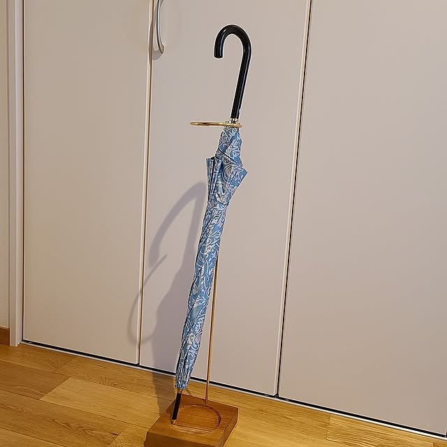 Entrance,リメイク,DIYのある暮らし,DIY,旦那さんDIY,旦那さんに感謝,青山フラワーマーケット フラワーベース,傘立てDIY,一枚板×真鍮,一枚板の木っ端,真鍮のスタンド,最強コンビ,センスがないばかりに～ Rubiconの部屋