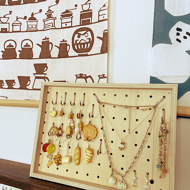 手ぬぐいタペストリー,スイーツ,アクセサリー,有効ボード,ダイソーのフレーム,プチプラインテリア,My Shelf ikの部屋