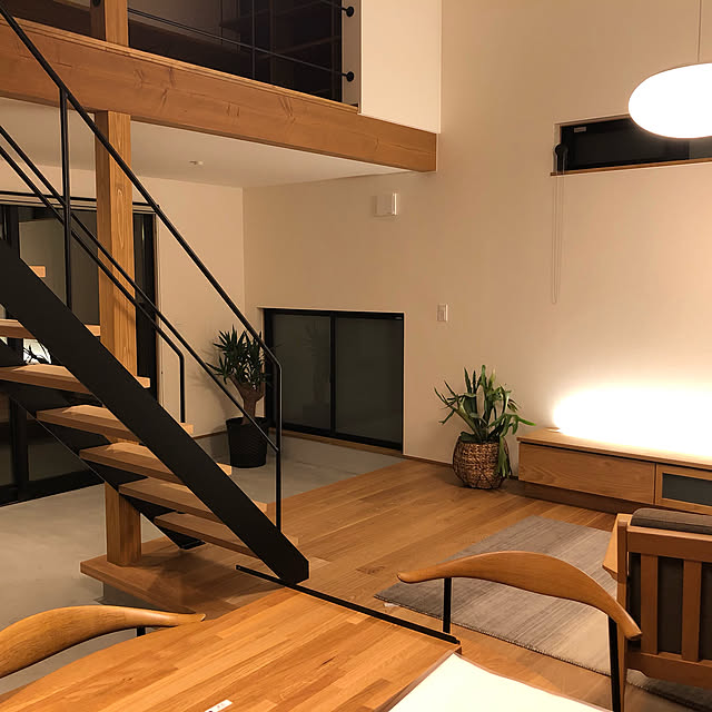 平屋,ロフト,リビング階段,土間のある暮らし,新築一戸建て,Lounge kinariの部屋