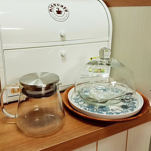 My Desk,セット,賃貸,２LDK,ティーセット,無印良品,無印,無印良品　耐熱,耐熱ガラスポット,ケーキドーム,耐熱ガラスティーカップ,耐熱ガラスティーポット,耐熱ガラスのティーポット,カップ＆ソーサー,銀河鉄道,銀河鉄道柄,ナチュラルキッチン,natural kitchen,natural kitchen &,naturalkitchenの雑貨,アフタヌーンティーリビング,アフタヌーンティーのカップ＆ソーサー mahiro34の部屋