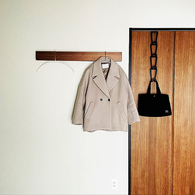 壁につけられる家具,無印良品,ハンガーラック,おうち撮影クエスト,ひとり暮らし,On Walls ponの部屋