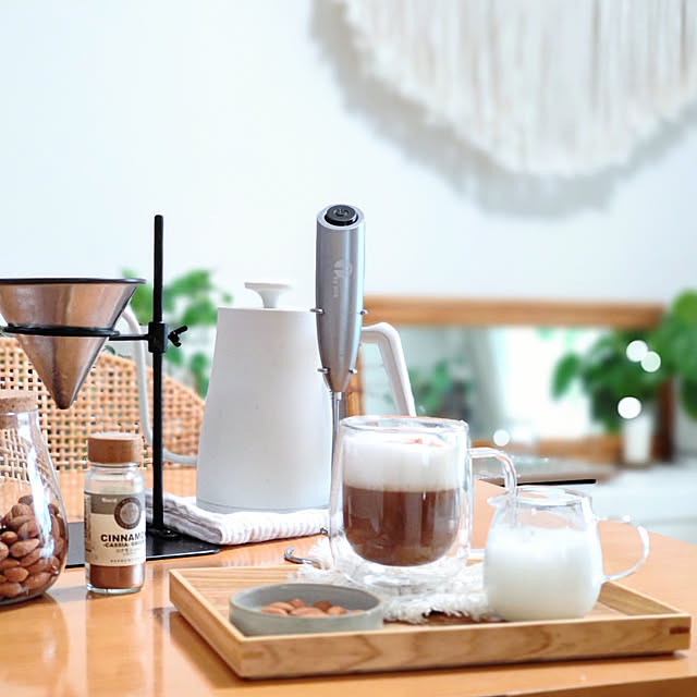 Kitchen,コーヒーのある暮らし,一人暮らし,イベント用,朝の定番のコーヒー,シナモンパウダー,アーモンド,ミルクフォーマー,2022.2.20,URBAN GREEN LIFE,ひとり暮らし,NO GREEN NO LIFE,観葉植物 YuriYuriの部屋