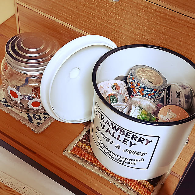 My Shelf,雑貨,ホーロー,収納,マスキングテープ,アデリアレトロ,キリム suzumetoriの部屋