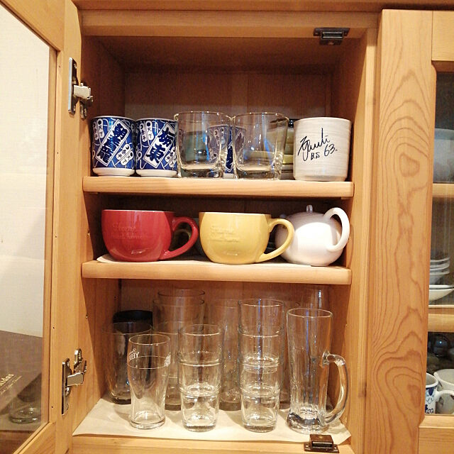 My Shelf,食器棚,相撲の湯飲み,ニトリのスープカップ,島忠のキャビネット wwの部屋