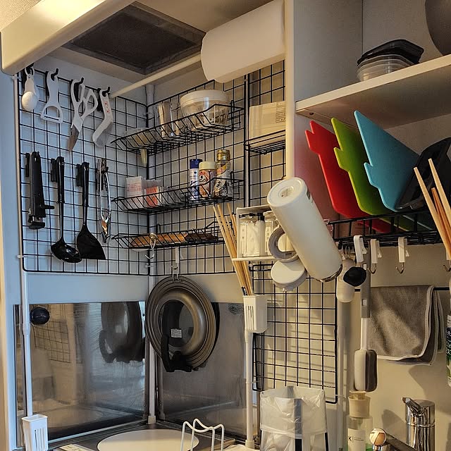 Kitchen,壁面収納,100均,DIY,ダイソー,ワイヤーネット,突っ張り棒,狭いキッチン,キッチンペーパー,ひとり暮らし,一人暮らし,IHクッキングヒーター,1口コンロ nanaの部屋