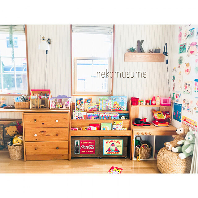 Karabori Makeup, Omagoto Kitchen DIY, Living with Children.  , Không gian dành cho trẻ em, Không gian dành cho trẻ em (phòng khách), Giá sách hình ảnh DIY, Phong cảnh hàng ngày, Kệ lưu trữ IKEA, Lưu trữ đồ chơi, Kệ của tôi neko musume room
