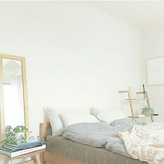 Bedroom,シンプル,北欧,ハーブ,花器,作家もの,GREEN LIFE,ART,シンプルモダン,植物のある暮らし,ボタニカル,フラワー,花　,和モダン,ナチュラル,アート,作品,ヒンメリモビール,ヒンメリ,リネン mayuの部屋