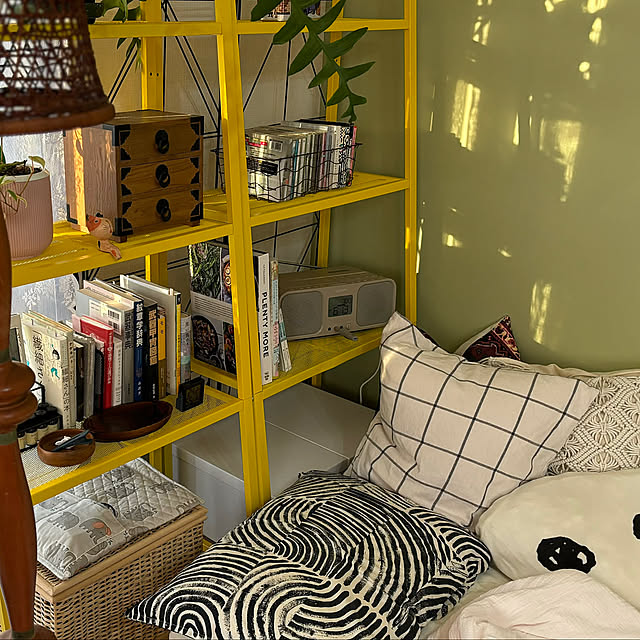 Bedroom,カラフル,北欧,レトロ,雑貨,ベッド周り ndmynwkの部屋