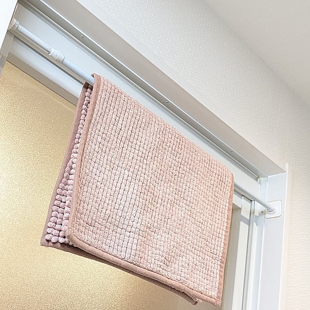 Bathroom,ダイソー,洗面所,つっぱり棒,洗濯物,洗濯物干し,お風呂場のドア,つっぱばり棒壁面ガード,バスマット,IKEA,室内干し,トフトボー,マンション暮らし,マンション,2LDK,TOFTBO mi-saの部屋