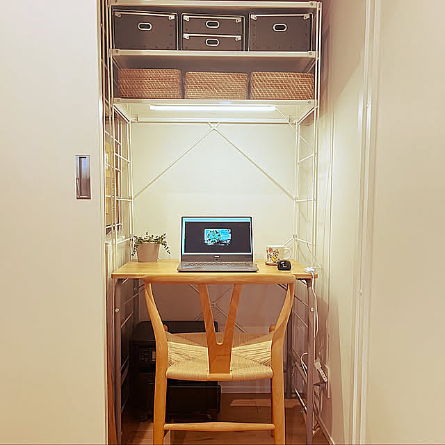 クローゼット改造,クローゼットリメイク,LEDライト,無印良品 テーブル,無印良品,無印良品 ユニットシェルフ,ワークスペース兼勉強机,ワークスペース,ワークスペースdiy,平屋の家,My Desk uchinohirayaの部屋