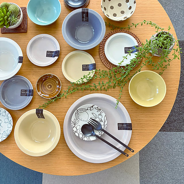 My Desk,リムボウル,リムプレート,カルエクレ,食器,ニトリ,お買い物記録,超軽量食器,スリーピー kaerunoameriの部屋