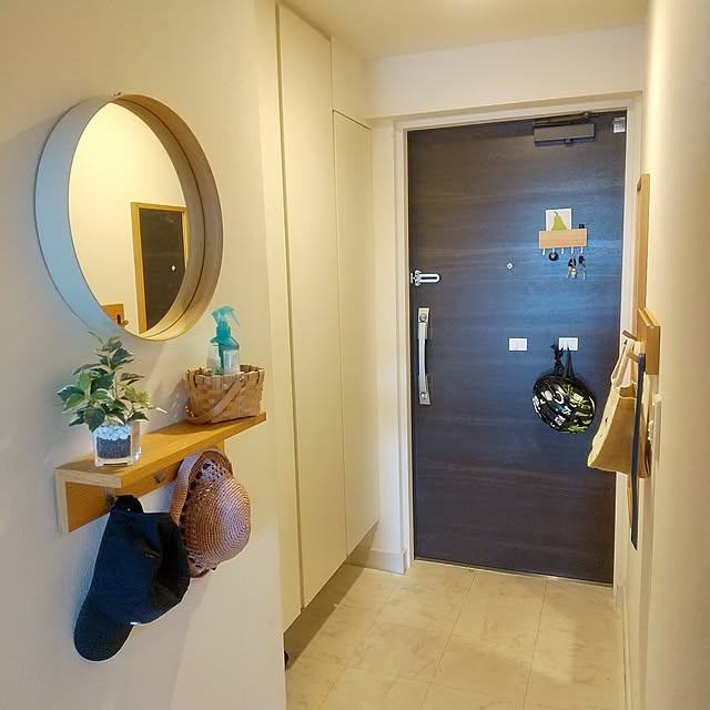 【RoomClipが選んだ厳選3選】「フックを活用したアイデア」がテーマの素敵な投稿実例