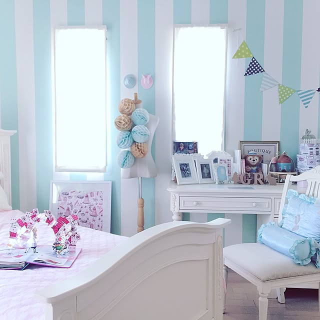 Bedroom,キッズルーム,ベッド,学習デスク,マステリメイク,マステ,壁紙リメイク,壁紙DIY,キッズスペース harmaaの部屋
