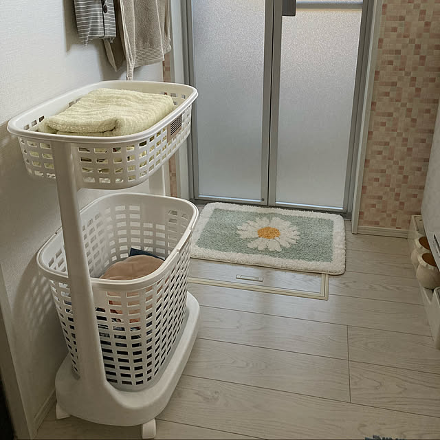 ランドリーバスケット,花柄が好き,脱衣所,建売住宅,運営チームの皆さまに感謝,ナチュラル,RoomClipショッピング,洗面所,おうち見直しキャンペーン,収納,Bathroom chunpinaの部屋