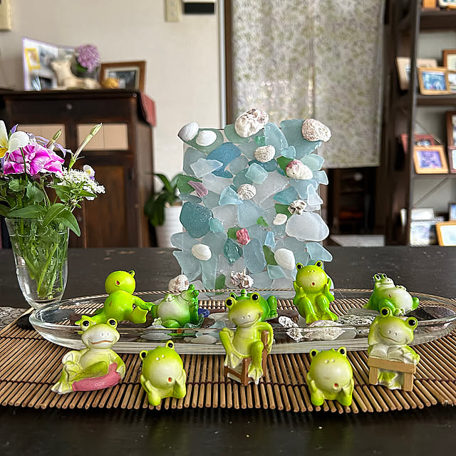 My Desk,ハンドメイド,手作り,シーグラス DIY,祖母の半幅帯,すだれのテーブルクロス,セリアのカエルちゃん達,庭の花を飾る,雑貨,グリーン,花瓶,シーグラス,紫陽花,素敵な出会いに感謝♡,花のある暮らし,RCの出会いに感謝♡,百合の花,いつもいいねやコメント感謝です♩,見て頂きありがとうございます⑅︎◡̈︎*,癒し◡̈❁*,素敵な一年になりますように♡⍢⃝♡,素敵な出会いに感謝◡̈*♡.°⑅,笑顔が一番,４枚投稿です♡ ritsukoの部屋