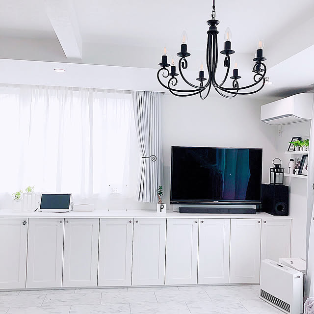 壁掛けテレビ,レコーダー置き場,シンプルインテリア,Instagramやってます,ホワイト×グレー,フォロー&いいね ありがとうございます♡,マイホーム記録,居心地の良い空間作り,イケア,ホワイトインテリア,注文住宅,マイホーム計画,ワンコと暮らす家,IKEA,海外インテリアに憧れる,いつもいいねやコメありがとうございます♡,Lounge Saitouの部屋