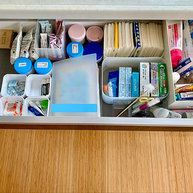 My Shelf,お薬収納,無印良品,セリア,片付け中,築15年,子どもと暮らす,すっきり暮らす,好きなものに囲まれて暮らす,子どものいる暮らし,コメントスルーで大丈夫です♡,引き出し収納 fuuchanの部屋