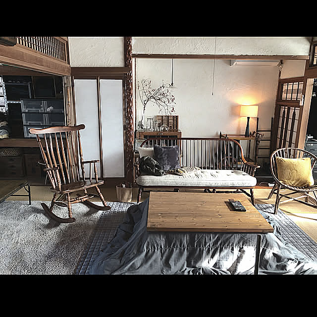 こたつ,interior,古道具,ラタンチェアはcrashgate,simple life,シンプルライフ,インテリア,キツツキ飛駄家具,暮らし,古民家,アンティーク,こたつのある暮らし,飛騨産業,ヴィンテージ,和室,retrolife,日常の風景,レトロ,ささやかな暮らし,記録,Lounge Misakiの部屋