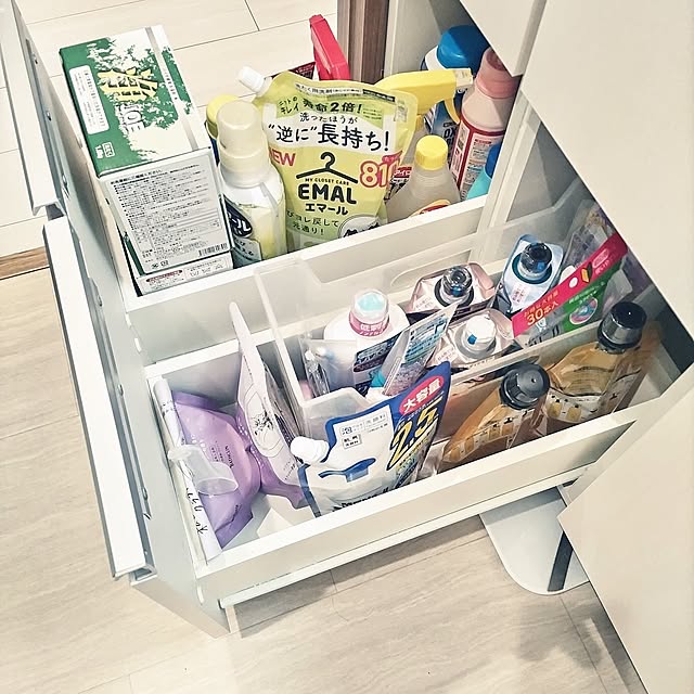 新生活,洗面台,マンション暮らし,ストック収納,洗面台の下,引き出し収納,洗剤置き場,ゴミ袋収納,入浴剤収納,日用品収納,ストック,まとめて収納,1箇所に集めて収納,全部ここ,見つけやすい収納,しまいやすい収納,ワンアクション収納,ナスラック,NASLUCK,洗面所,置きっぱなし防止,置きっぱなし対策,片付けやすい,片付けやすい収納,収納の工夫,取り出しやすい収納,面倒くさくない,収納アイデア,洗面空間 mi-saの部屋