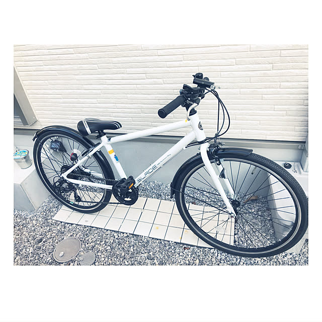 モノトーン,ホワイトが好き♡,駐輪場,子供と暮らす,外壁,自転車置き場,自転車,シンプルナチュラル,注文住宅,ホワイトの床,アイディア,Entrance,RoomClip mag掲載、感謝♥ miiの部屋