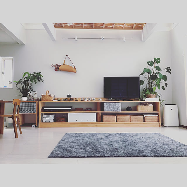 Lounge,アントロン・モニター,アントロンホームラグ,こどもと暮らす,赤ちゃんと暮らす,リビングダイニング,シンプルナチュラル chanの部屋