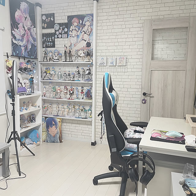推しのいる生活,推しがいる生活,フィギュア,DIY,オタク部屋,オタク,娘部屋,DIY棚,フィギュア棚,リゼロ Megumiの部屋