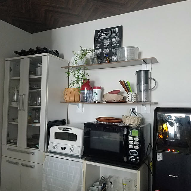 DIY,Kitchen,キッチン棚,キッチン収納,たな収納,夏の模様替え,夏,グリーン,壁美人,ダボレール棚,みて頂きありがとうございます( ◡̈),賃貸インテリア,可動棚,ダボレール,壁面収納 nobiの部屋