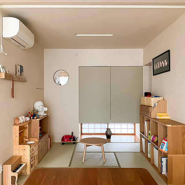 吊り押入れ,地窓,キッズスペース,子どもスペース,子どもと暮らす,和室,ナチュラルインテリア,住友林業,Bedroom tokonekoの部屋