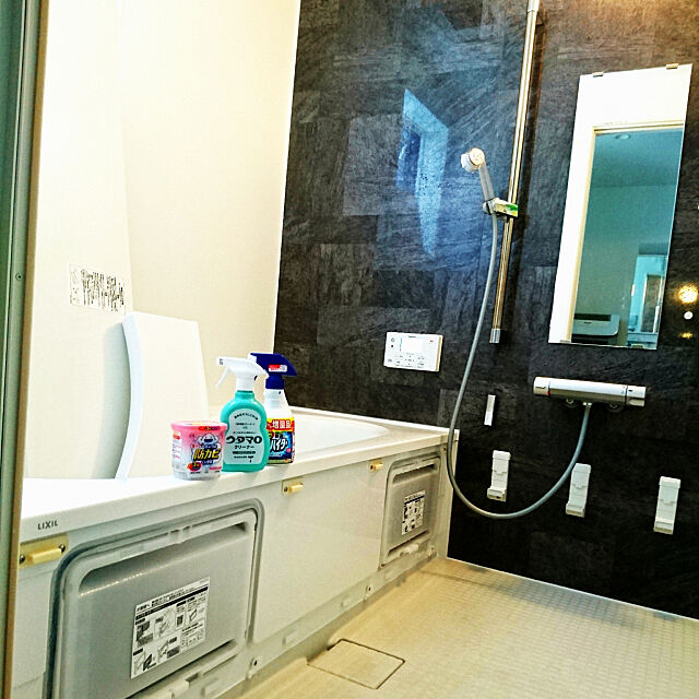 Bathroom,LIXIL,おふろの防カビくん煙剤,お風呂掃除,ウタマロクリーナー p-p-maruの部屋