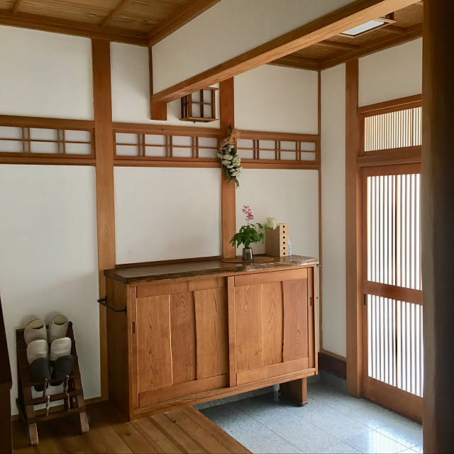 Entrance,漆喰壁DIY,ig→momo_peng228,靴箱,日本家屋,整理収納アドバイザー,すっきり暮らしたい,シンプルな暮らし pengの部屋
