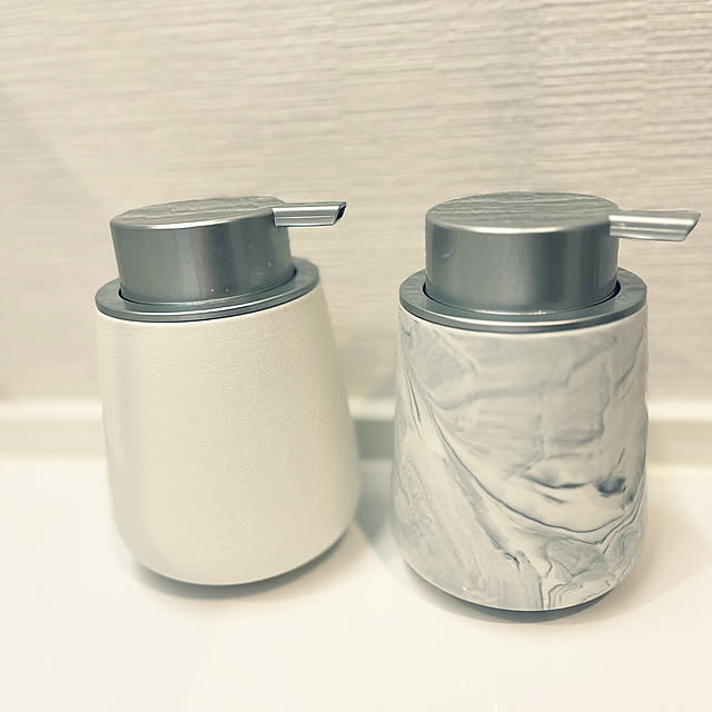 Bathroom,高見え,ハンドソープ ディスペンサー,ディスペンサー,日用品,シンプル,ホワイト,スタイリッシュ,ホテルライク,ホワイト×グレー necoの部屋
