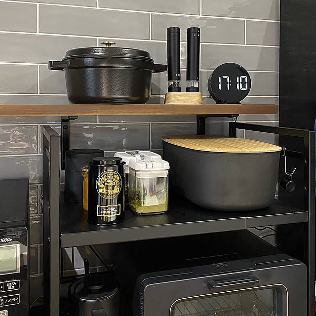 デジタル時計,マンションリノベーション,リノベーションマンション,ブラック,Kitchen tawaの部屋