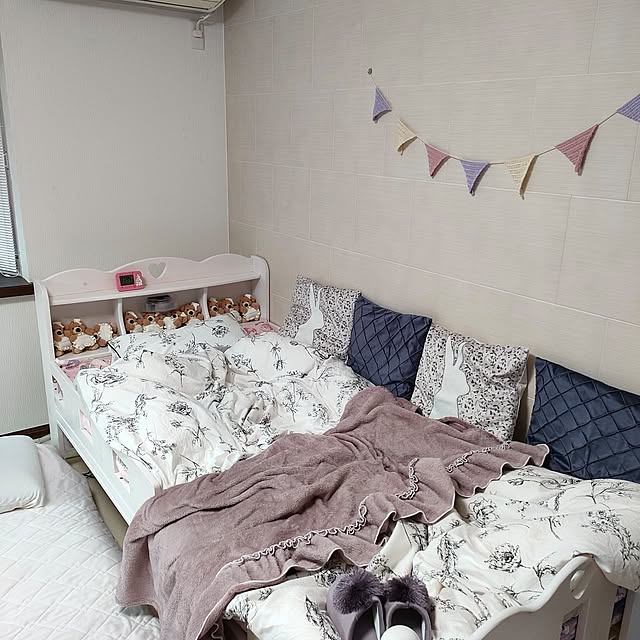 Bedroom,子供のいる暮らし,大人可愛いインテリア♡,こどものいる暮らし,ニトリデコホーム,見て頂きありがとうございます⑅︎◡̈︎*,共働き夫婦,2歳息子と7歳娘の居る暮らし,ニトリ momomamaの部屋