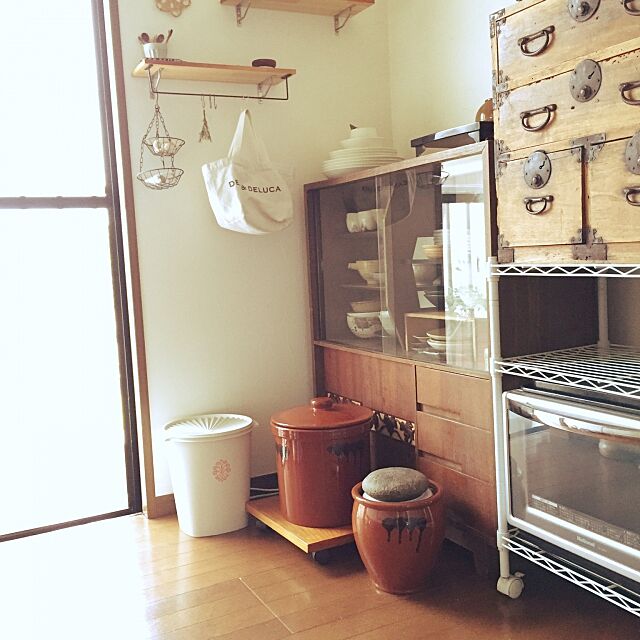 Kitchen,カメラマークがいっぱいだぁ,梅干し,食器棚,茶箪笥,和家具,シンプル zuiiの部屋