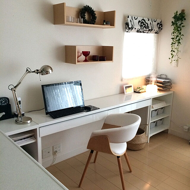 My Desk,IKEA,ホワイトインテリア,生活感,arne,すっきり暮らしたい,シンプルに暮らしたい,ホワイト×木目,ittala,アロマディフューザー,無印良品,ベルメゾン ai.saの部屋