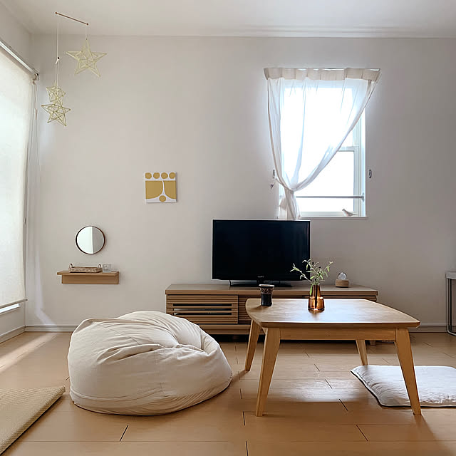 Lounge,ナチュラルインテリア,無印良品,賃貸アパート,子どものいる暮らし,見て頂き感謝です♪,無印良品 壁に付けられる家具,かご好き,ビーズクッション,ホルムガード フラワーベース,フェリシモ,手作りモビール,kivi,北欧インテリア,ヒンメリ,シェーカーミラー,スンヌンタイ,ファブリックパネル reichelの部屋