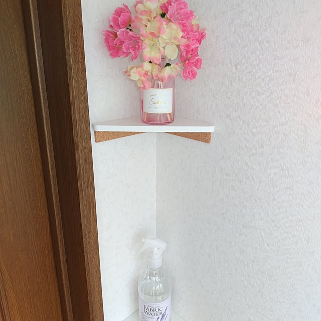 Bathroom,10分でできる,２階トイレ,100均,イベント参加中,スッキリ,浮かせる,狭い,未完成,造作棚,シンプルが好き,隠す収納,香りと暮らす,DIY,簡単,ちょい置き nikotanの部屋