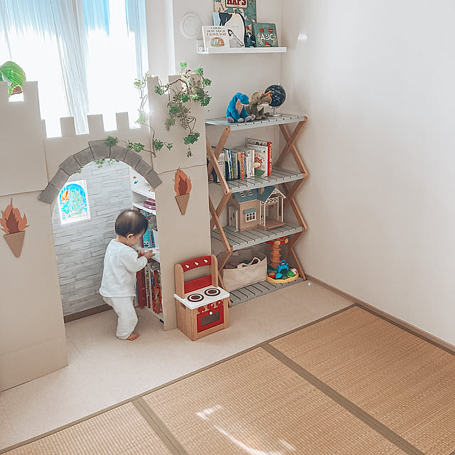 新生活フェス2021,ベルメゾンのある暮らし,簡単に折りたためるラック,ベルメゾンデイズ,ベルメゾン,収納,子供と暮らす,縦長LDK,こどもと暮らす,マンション暮らし,おうち時間,マンションインテリア,記録用,狭い部屋　,段ボールハウス,ダンボール,シルバニア収納,おもちゃ収納,中世ヨーロッパ風,ディスプレイ棚 apikoの部屋