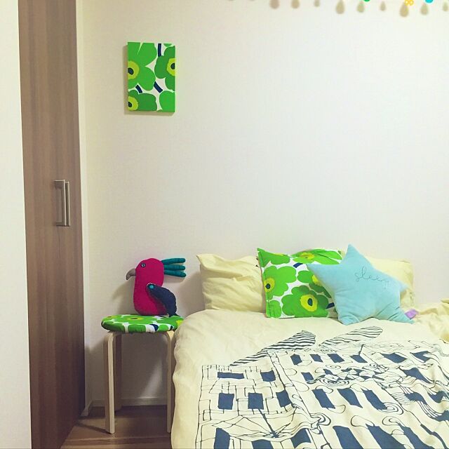 Bedroom,IKEAスツールDIY,マリメッコ emの部屋