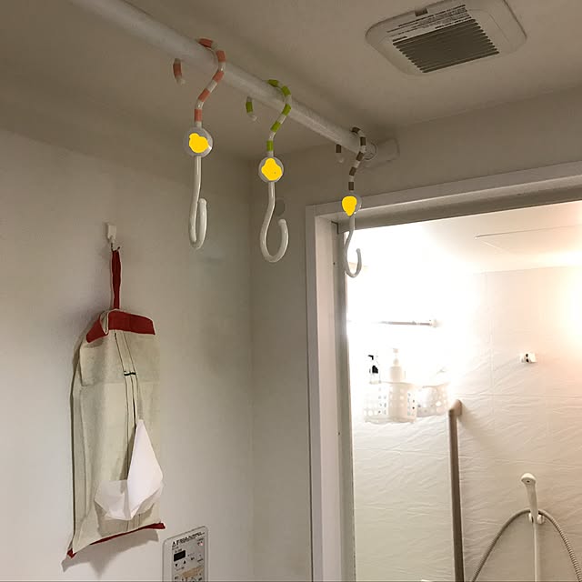 Bathroom,2017.6.5,バスタオル掛け,日替わり投稿企画!月曜日,買ったもの,こどもと暮らす,団地住まい,賃貸でも楽しく♪,Room Clipとの出会いに感謝✳︎,お金をかけずにインテリア yuccoの部屋